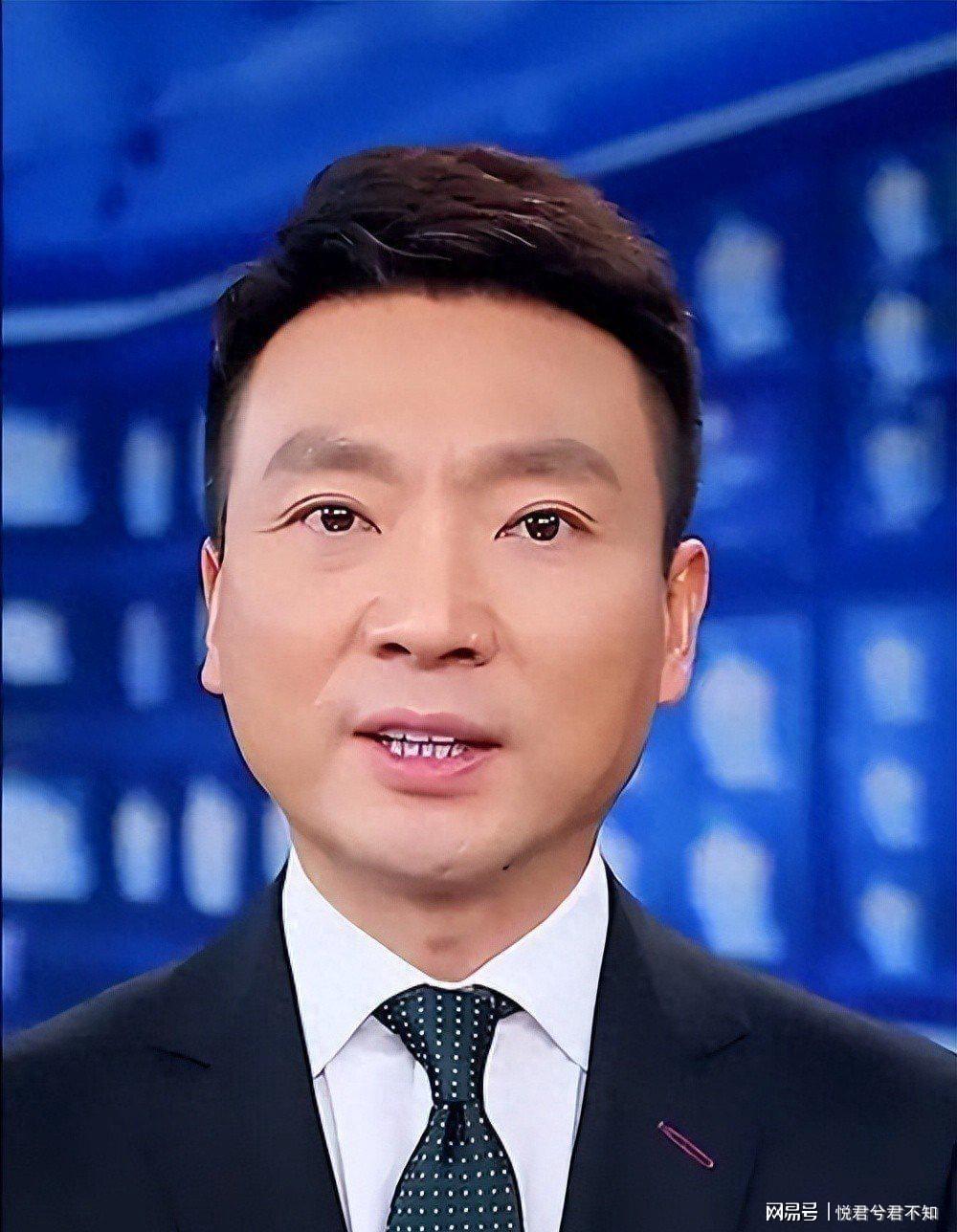 星空体育下载-“央视一哥”康辉:丁克一辈子,却在四十六岁的一通电话让他后悔