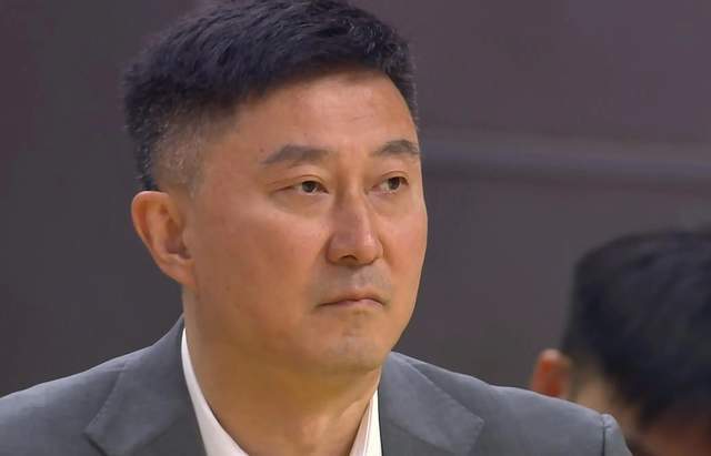 星空体育-随着广东惨败、北京大胜，CBA又乱了！广东跌至第六，深圳回前三